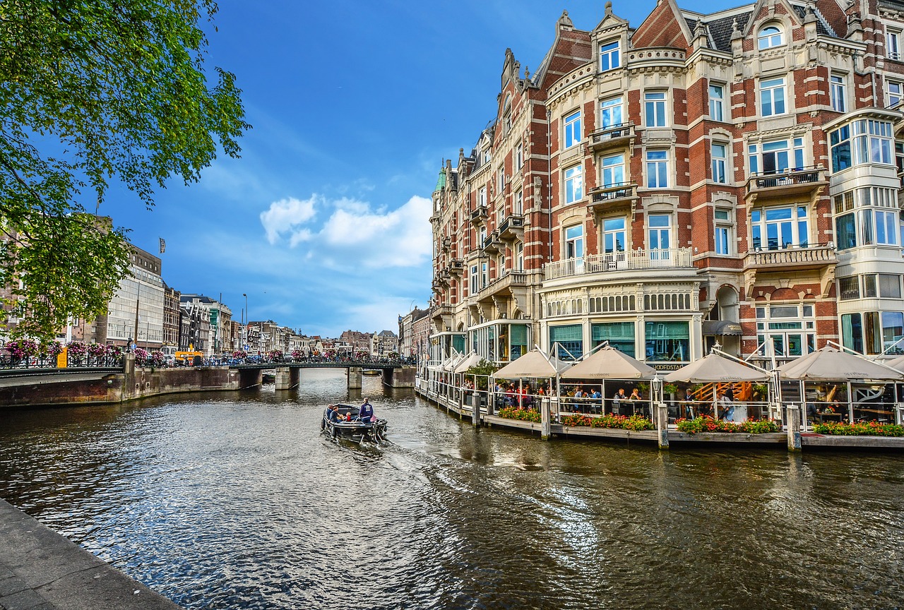 amsterdam-2203076_1280.jpg