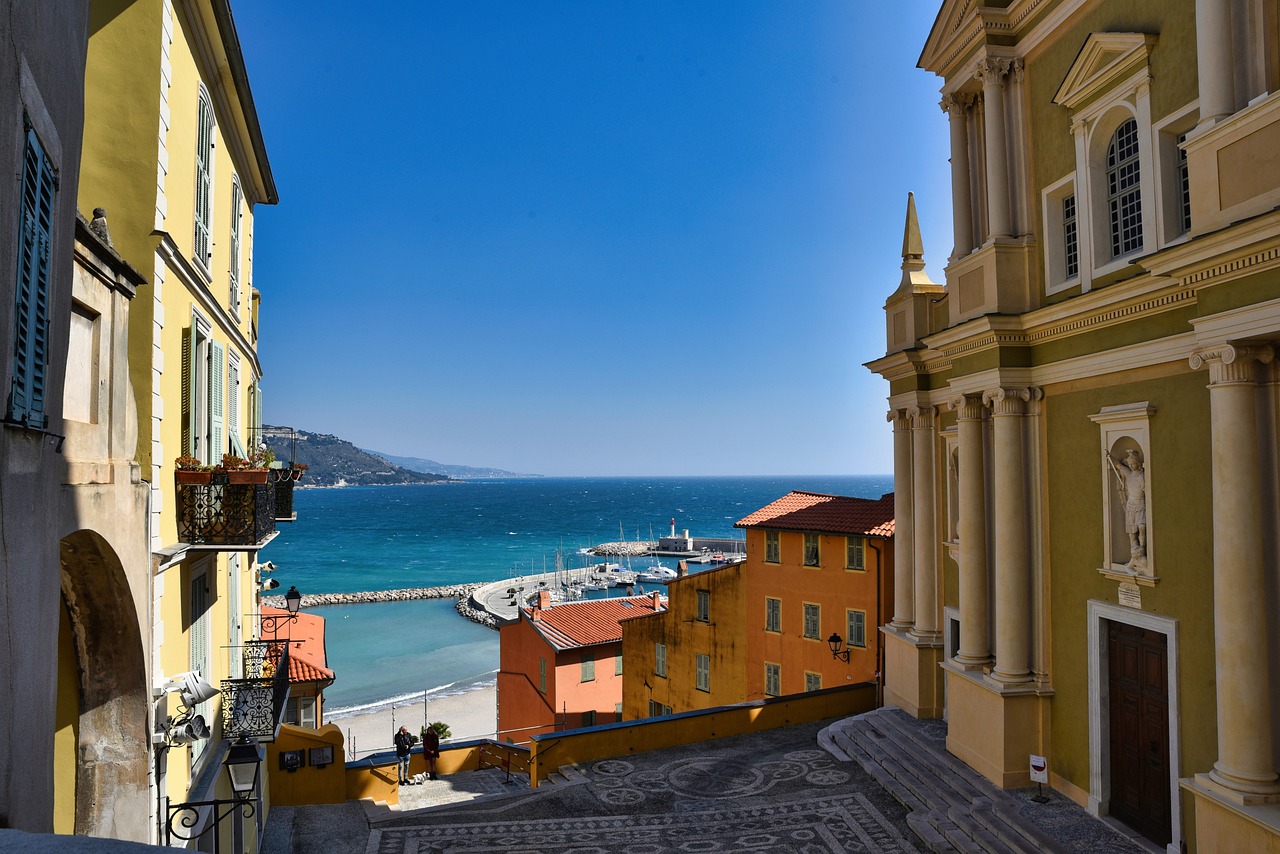 menton-7093393_1280.jpg