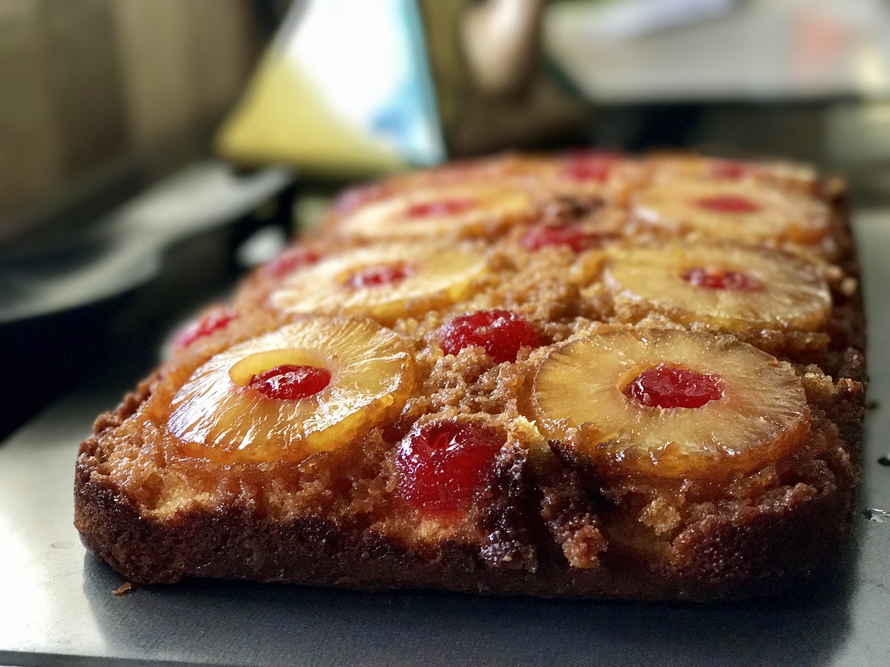 pineapple-upside-down-cake-2442566_1280.jpg