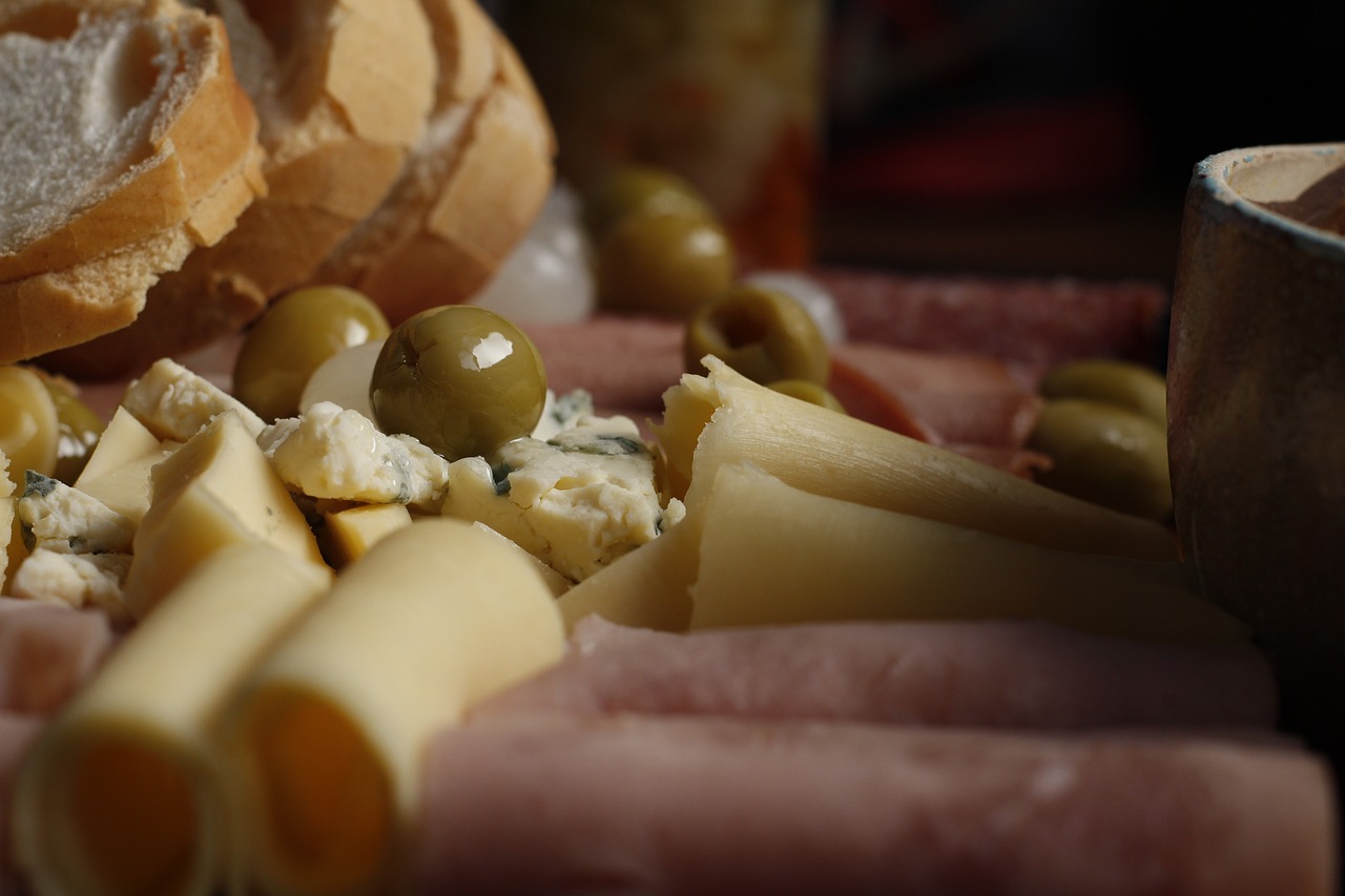 charcuterie-5824185_1280.jpg
