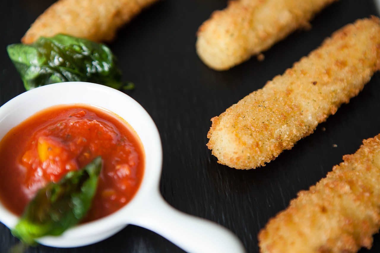 mozzarella-sticks-4407742_1280.jpg