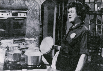 Julia_Child_at_KUHT.jpg