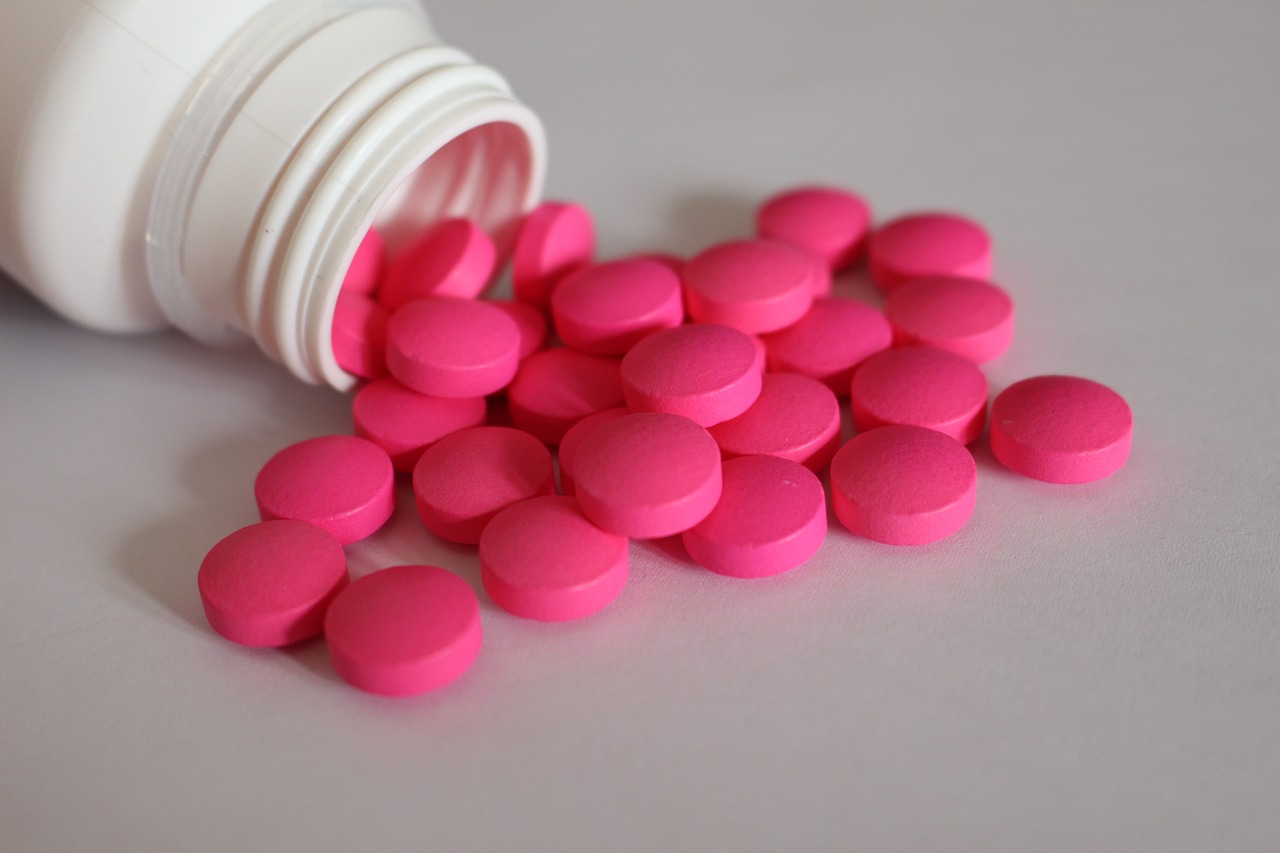 painkillers-2525087_1280.jpg