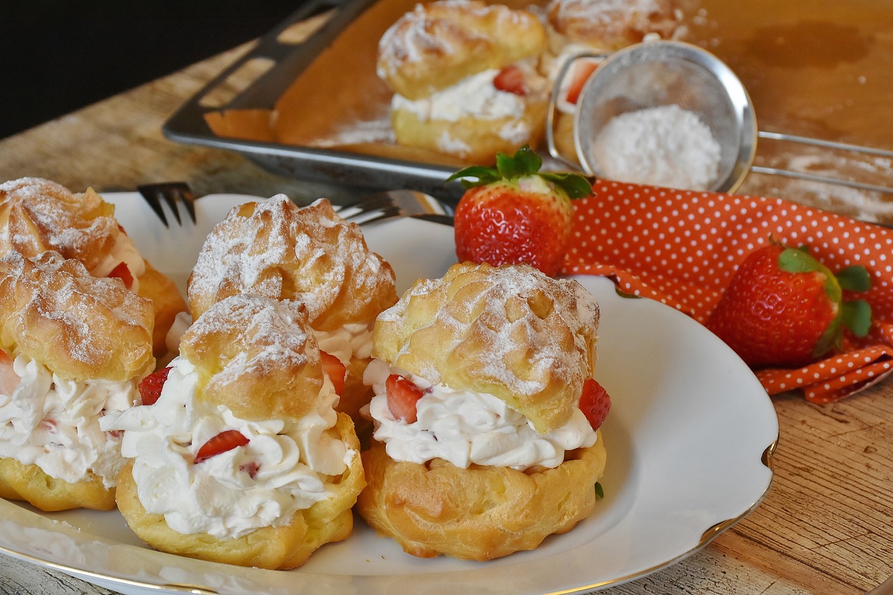 cream-puff-2092976_1280.jpg