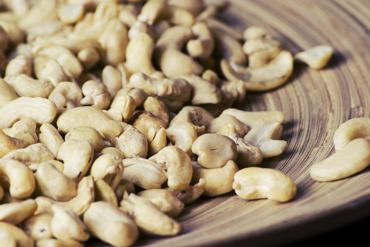 cashew-931960_1280.jpg
