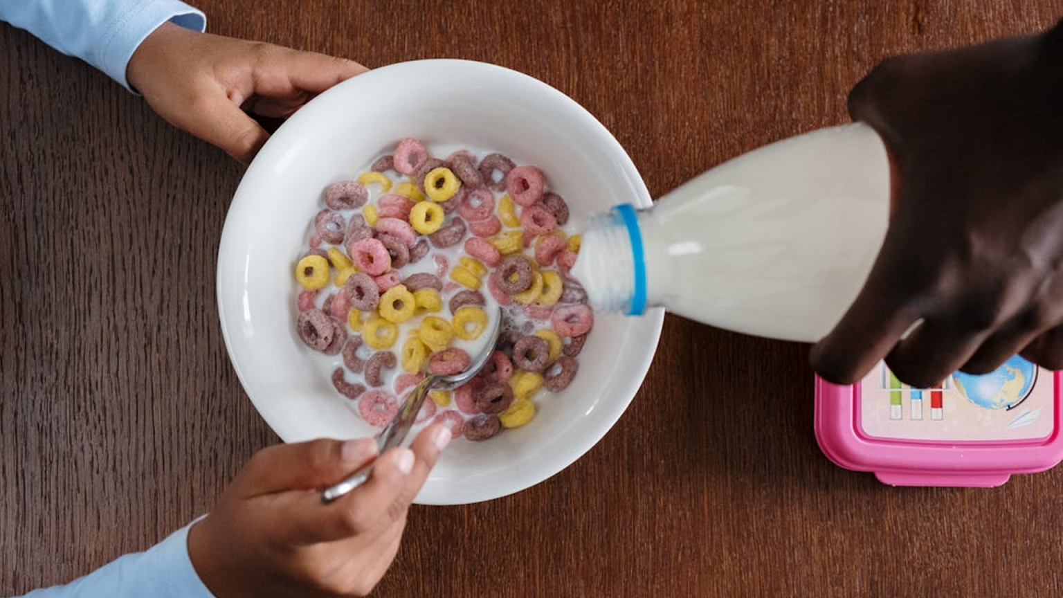 10 Foods That Trigger Lactose Intolerance & 10 To Eat Instead